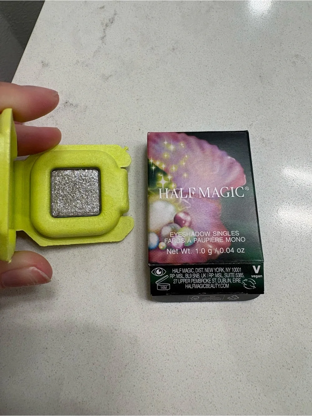 Half Magic Eyeshadow Single- pearl